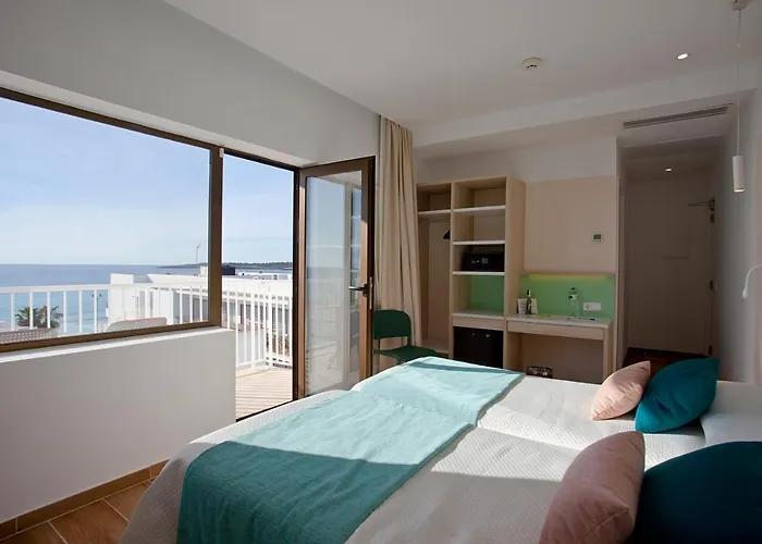 Bluesea Anba Romaní