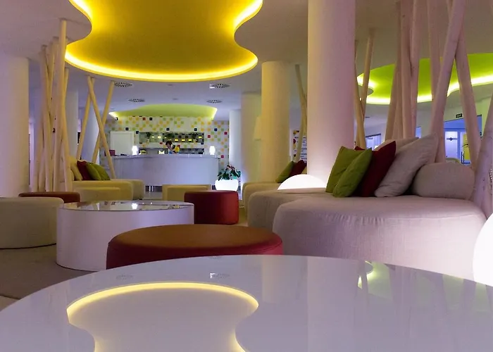 Hotel Bluesea Anba Romaní