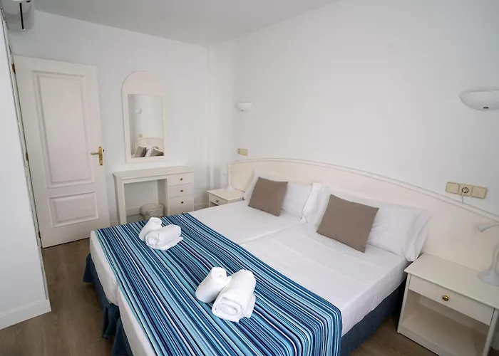 Bluesea Anba Romani קאלה מילור