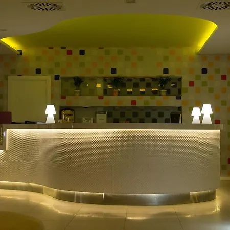 Bluesea Anba Romani 4* 卡拉米洛