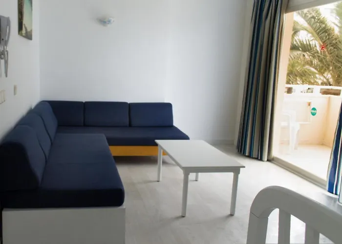 Hotel Bluesea Anba Romaní 4*