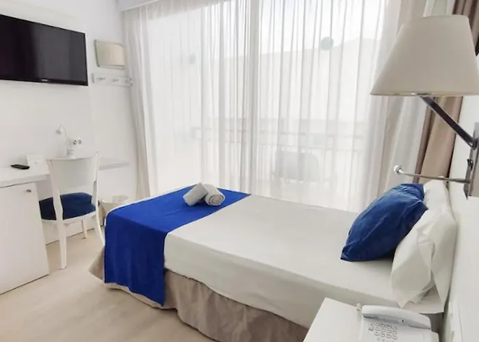 Hotel Bluesea Anba Romaní 4*